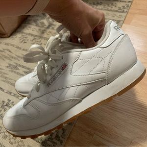 Reebok sneakers white
